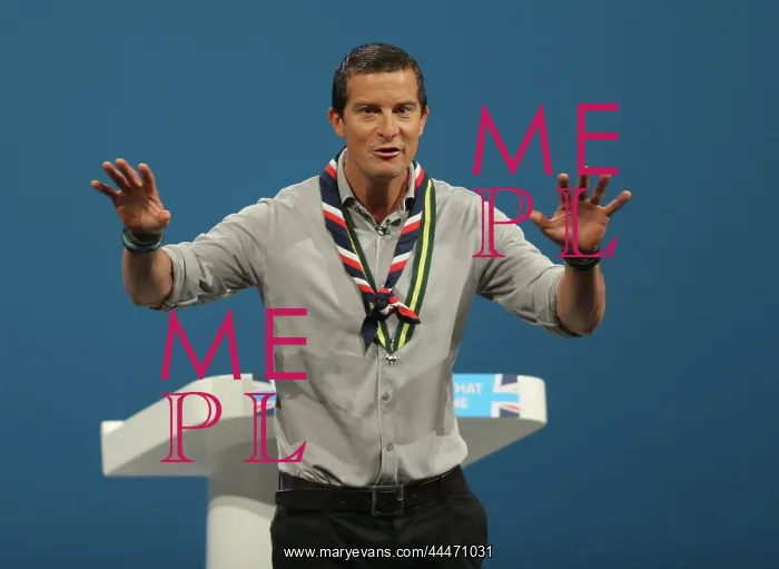 : Bear Grylls : Bear Grylls