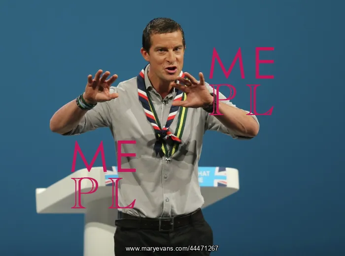 : Bear Grylls : Bear Grylls