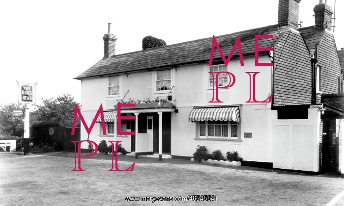  : Beare Green, Dukes Head Hotel c1955