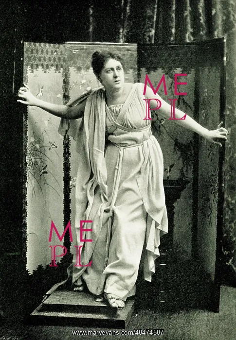  : Beatrice Lamb in Niobe