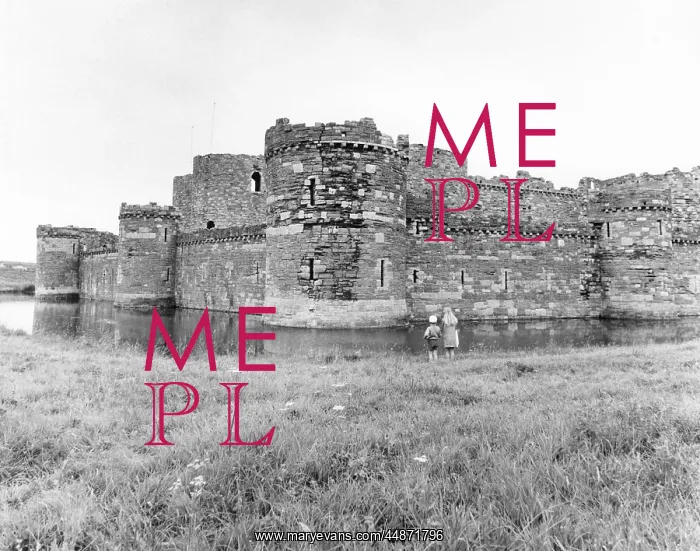 : BEAUMARIS CASTLE : BEAUMARIS CASTLE