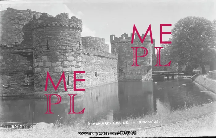 : Beaumaris Castle : Beaumaris Castle
