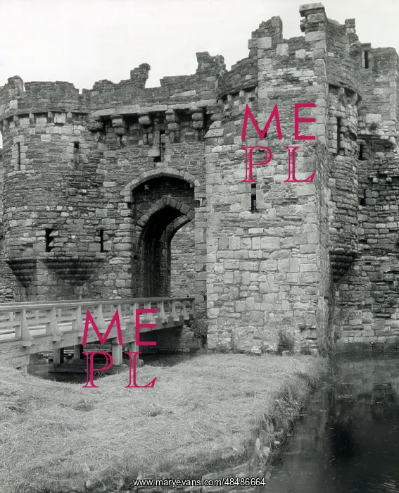  : Beaumaris Castle Gatehouse, North Wales