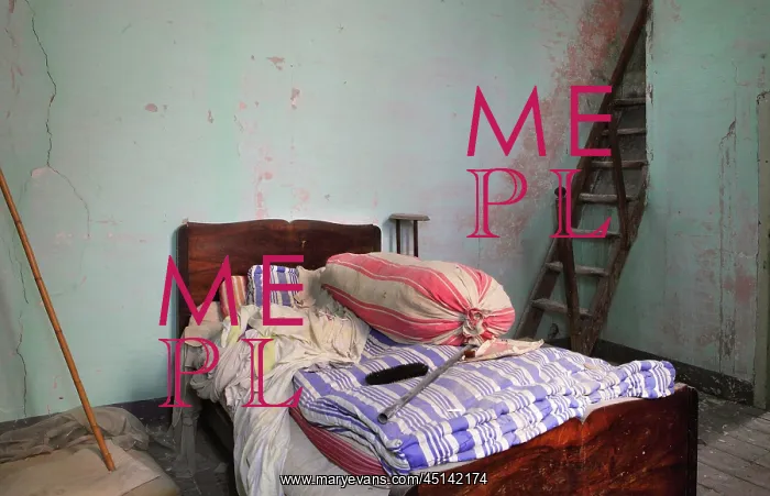 : Bed, Derelict building, Old Town, Tortosa, Tarragona, Spain : Bed, Derelict building, Old Town, Tortosa, Tarragona, Spain