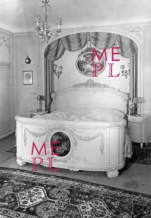 : Bedroom 1930 : Bedroom 1930