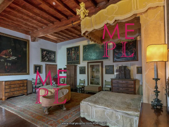 : Bedroom, Isola Madre, Isole Borromee, Lake Maggiore : Bedroom, Isola Madre, Isole Borromee, Lake Maggiore