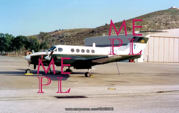 : Beech 200 Super King Air 401 : Beech 200 Super King Air 401