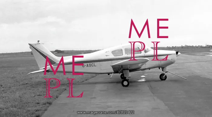 : Beech 23 Musketeer G-ASCL : Beech 23 Musketeer G-ASCL