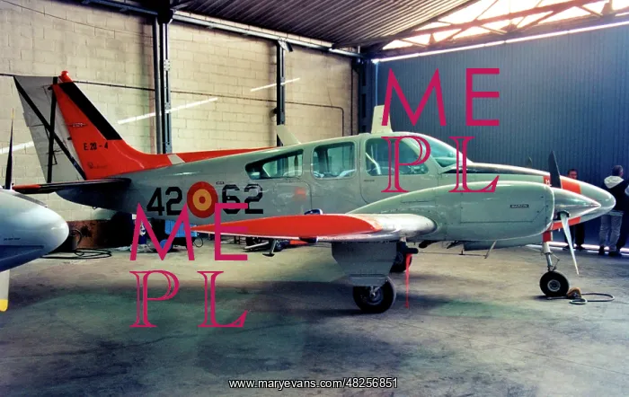 : Beech 95-B55 Baron E.20-4 - 42-62 : Beech 95-B55 Baron E.20-4 - 42-62