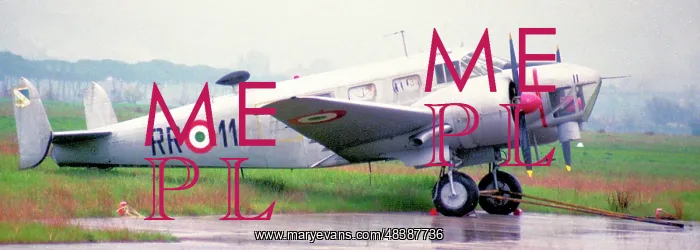  : Beech AT-11 Kansan RR-11