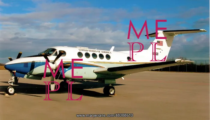 : Beech C-12C Huron 76-0168 : Beech C-12C Huron 76-0168