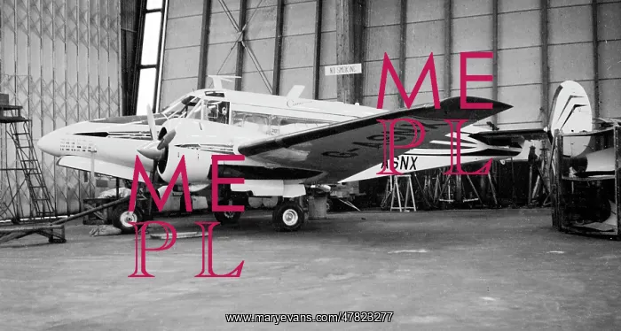 : Beech Model H18 G-ASNX : Beech Model H18 G-ASNX