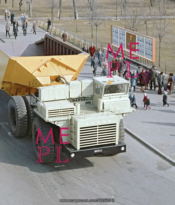 : BeIAZ-549 dump truck, 1974 : BeIAZ-549 dump truck, 1974