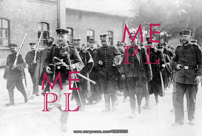 : Belgian officers in German war captivity, 1914 : Belgian officers in German war captivity, 1914