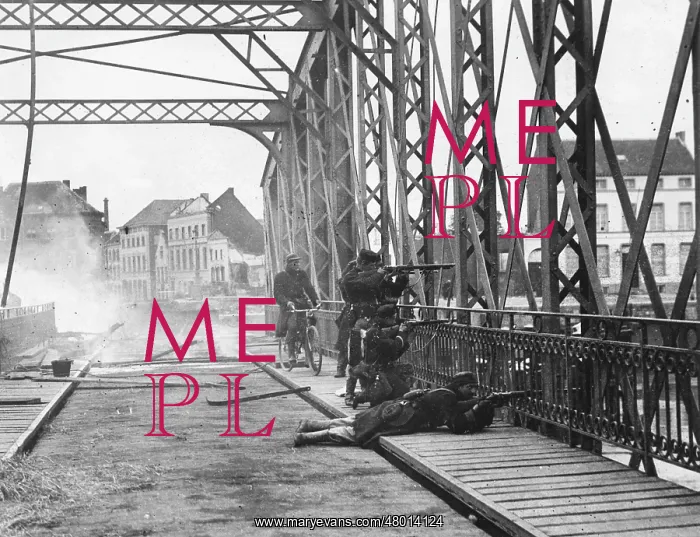 : Belgian troops at Termonde, Belgium, WW1 : Belgian troops at Termonde, Belgium, WW1