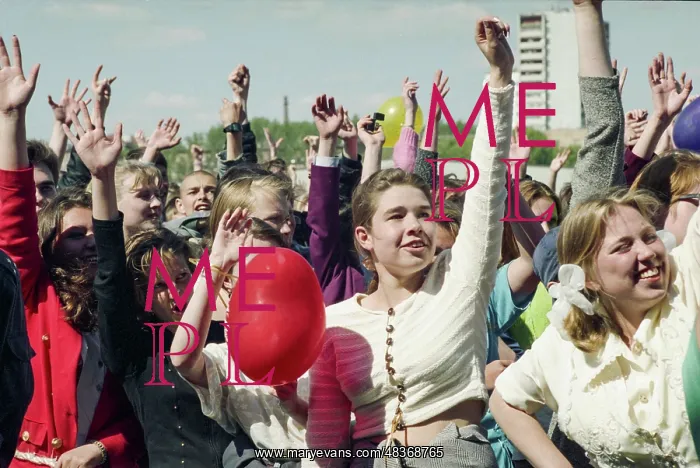 : Last Bell. MOSCOW, RUSSIA. May 24, 1996. School leavers celebrate the Last : Last Bell. MOSCOW, RUSSIA. May 24, 1996. School leavers celebrate the Last