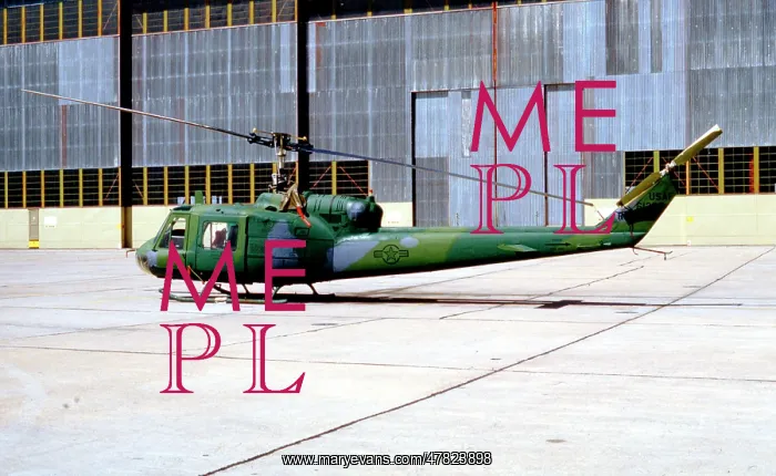 : Bell TH-1F-BF iroquois : Bell TH-1F-BF iroquois