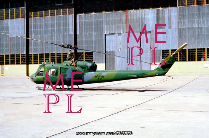 : Bell TH-1F-BF iroquois : Bell TH-1F-BF iroquois