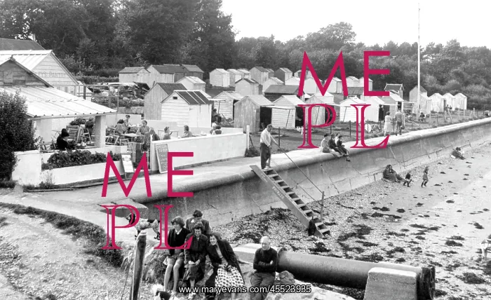  : Bembridge, the Huts c1955