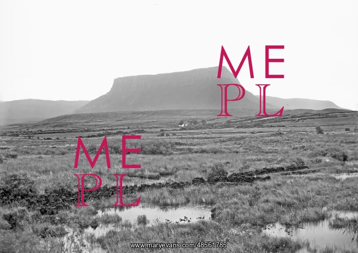 : Benbulben, Co Sligo : Benbulben, Co Sligo