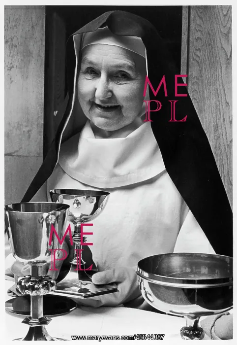 : Benedictine nun with holy vessels : Benedictine nun with holy vessels