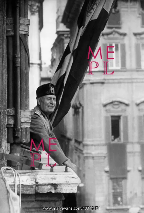 : Benito Mussolini, 1935 : Benito Mussolini, 1935