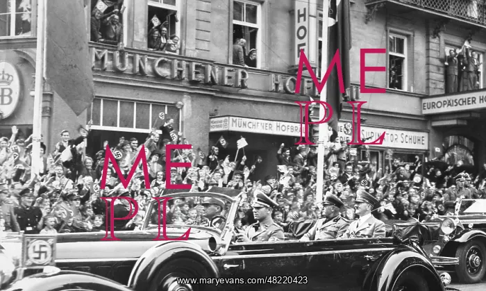 : Benito Mussolini and Adolf Hitler in Munich, 1938 : Benito Mussolini and Adolf Hitler in Munich, 1938