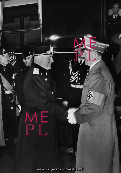 : Benito Mussolini and Adolf Hitler at the station, 1938 : Benito Mussolini and Adolf Hitler at the station, 1938