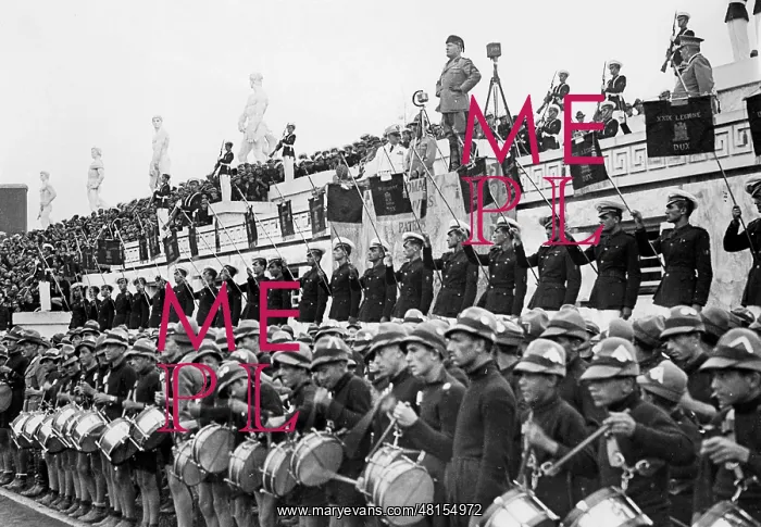 : Benito Mussolini gives a speech : Benito Mussolini gives a speech