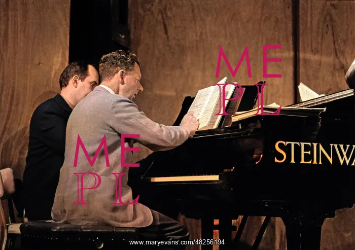  : Benjamin Britten working on his score
