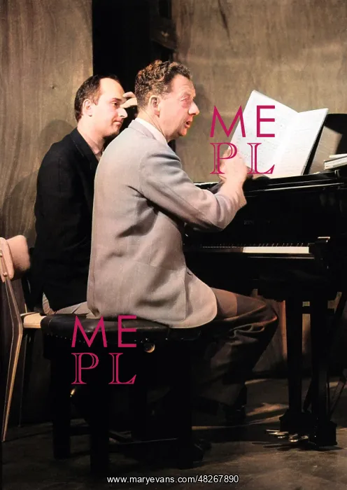 : Benjamin Britten working on his score : Benjamin Britten working on his score