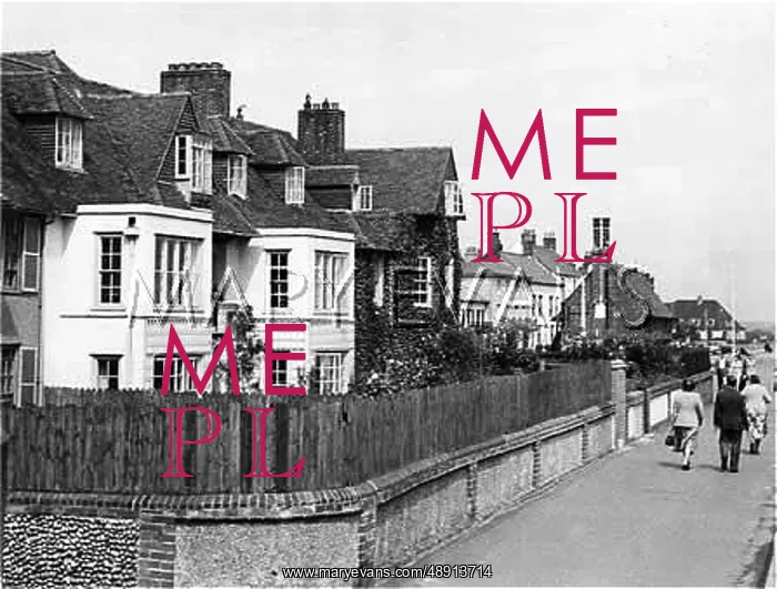 : BENJAMIN BRITTEN'S HOME : BENJAMIN BRITTEN'S HOME