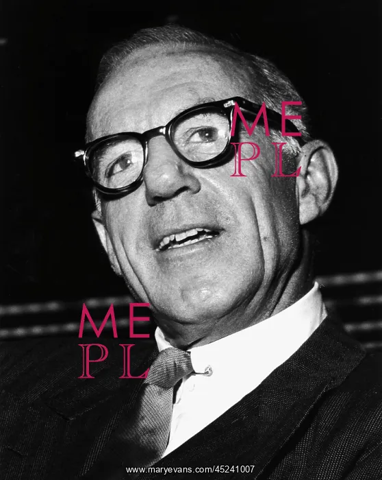 : Benjamin Spock : Benjamin Spock