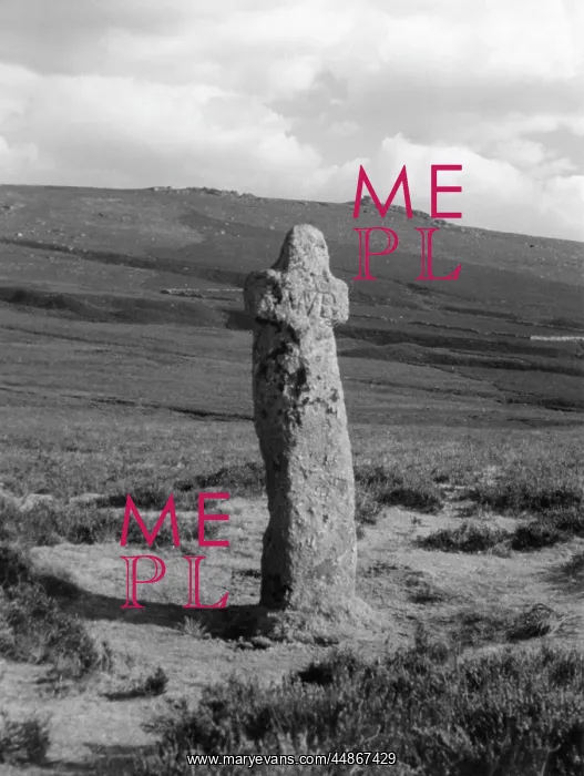 : BENNETT'S CROSS : BENNETT'S CROSS