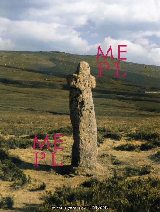 : BENNETT'S CROSS : BENNETT'S CROSS