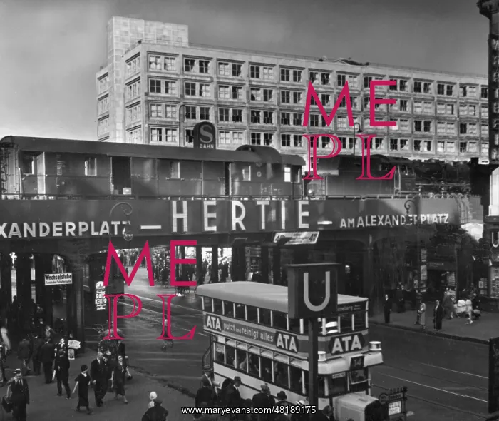 : Berlin Alexanderplatz, 1935 : Berlin Alexanderplatz, 1935