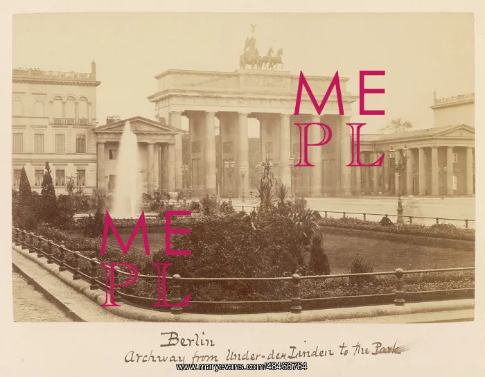  : BERLIN / BRANDENBURG GATE