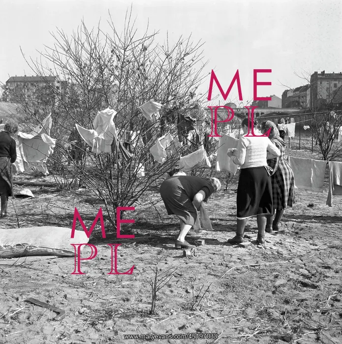 : Berlin - camp for GDR refugees 1953 : Berlin - camp for GDR refugees 1953