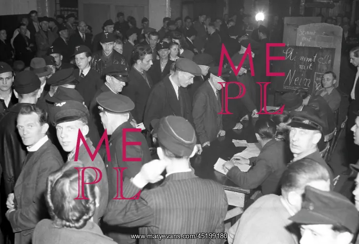 : Berlin - East German State Railway strike 1949 : Berlin - East German State Railway strike 1949