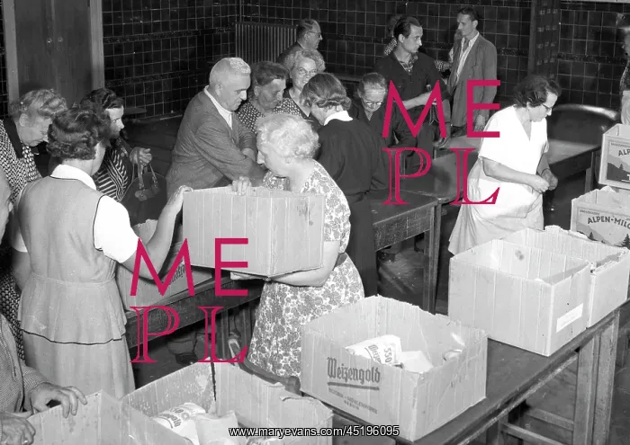 : Berlin - food aid 1953 : Berlin - food aid 1953