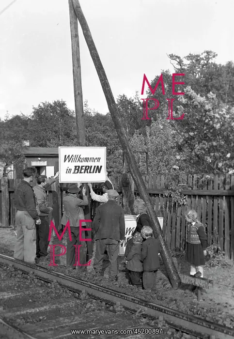  : Berlin - interzonal train 1949