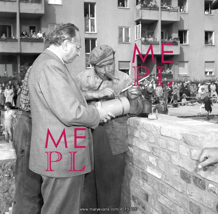 : Berlin - laying of foundation stone for Marienfelde Refugee : Berlin - laying of foundation stone for Marienfelde Refugee