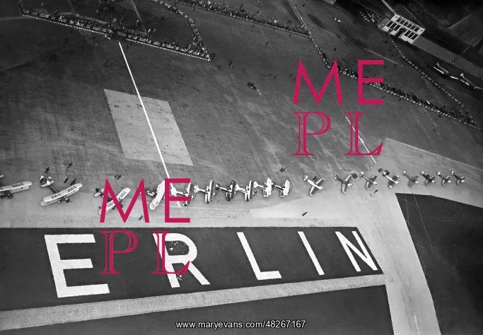 : Berlin-Tempelhof Airport, 1931 : Berlin-Tempelhof Airport, 1931