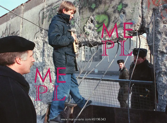 : Berlin Wall - Wallpeckers : Berlin Wall - Wallpeckers