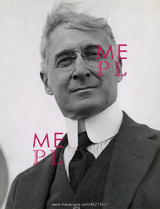 : Bernard Baruch 1870-1965 built his fortune ? : Bernard Baruch 1870-1965 built his fortune ?