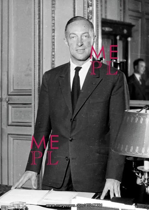 : Bernard Chenot : Bernard Chenot