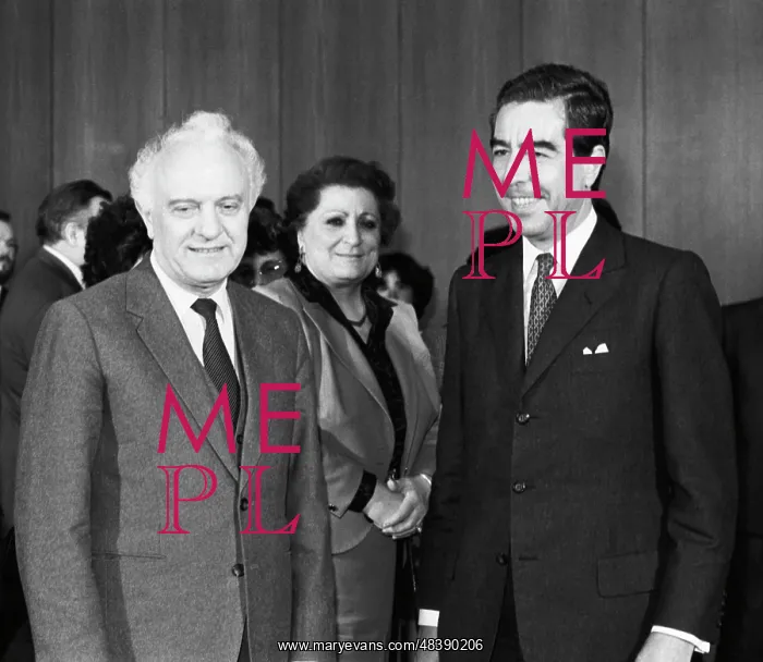 : Bernardo Sepulveda visits USSR : Bernardo Sepulveda visits USSR