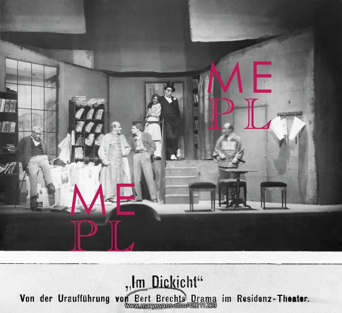  : Bert Brecht