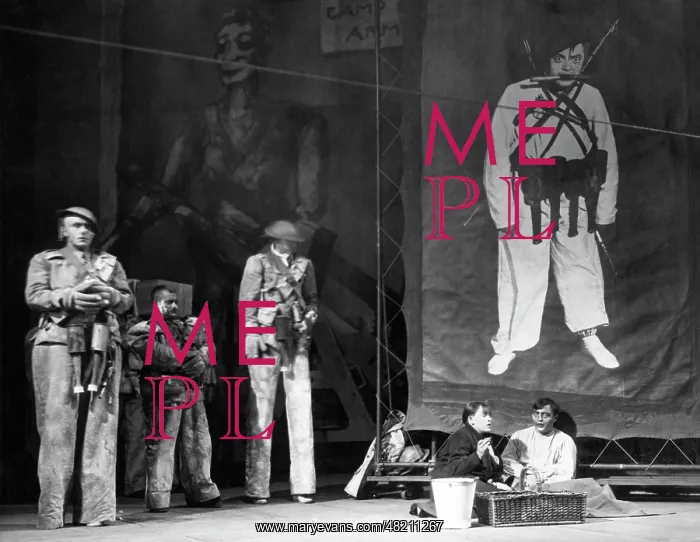 : Bert Brecht : Bert Brecht