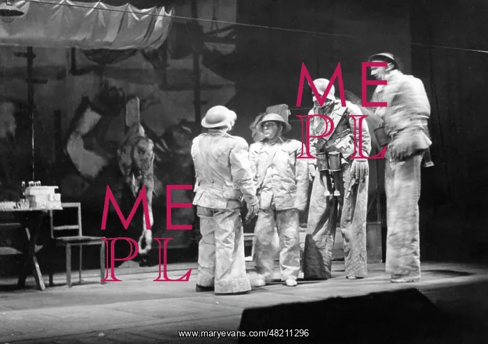 : Bert Brecht : Bert Brecht